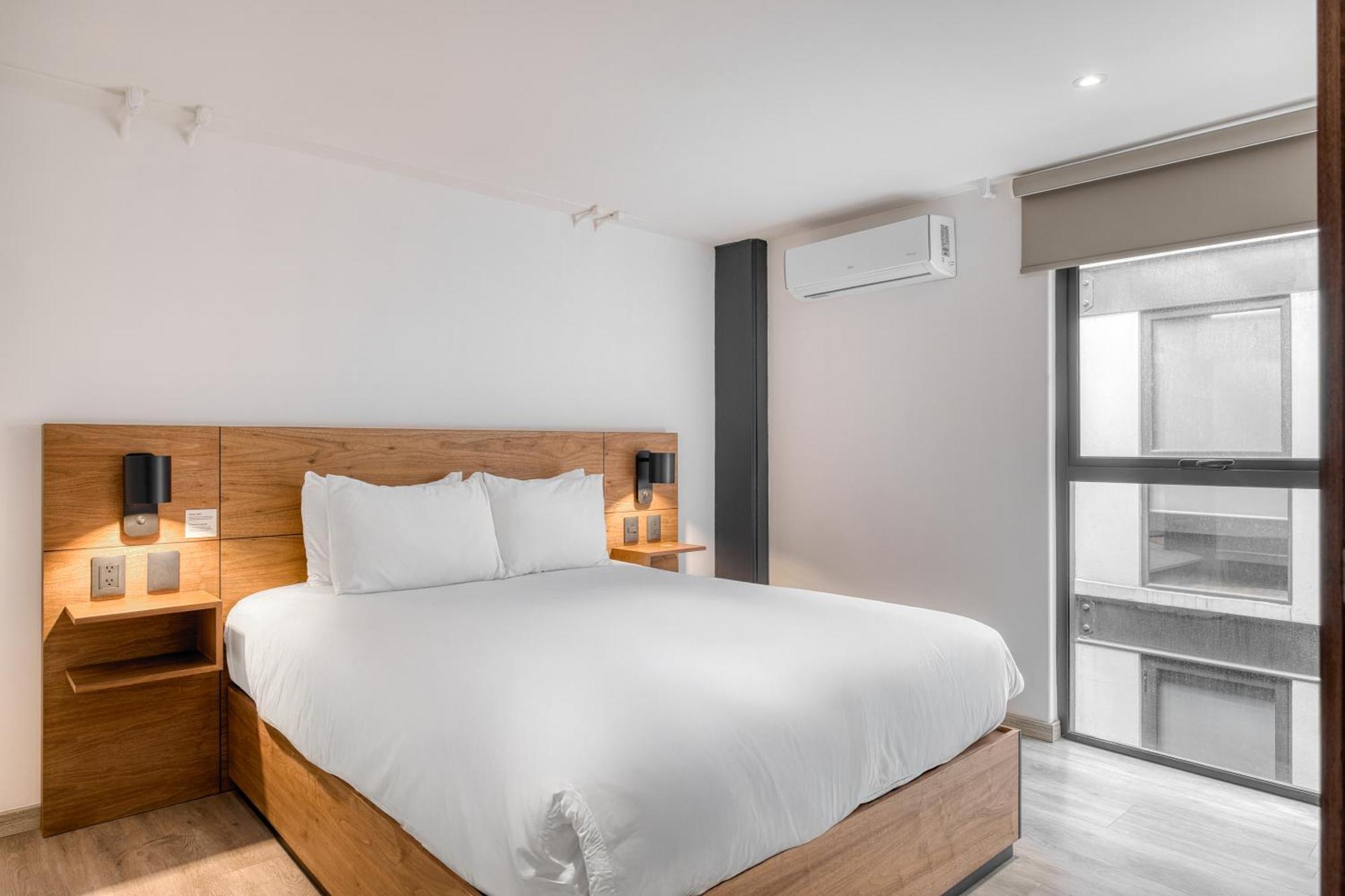 Urban Reforma Mexico City By Lumina Room photo
